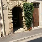 La Maison Des Orchidées