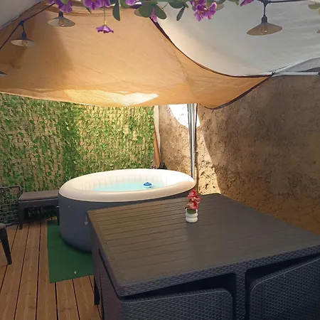 펜션 La Maison Des Orchidees *