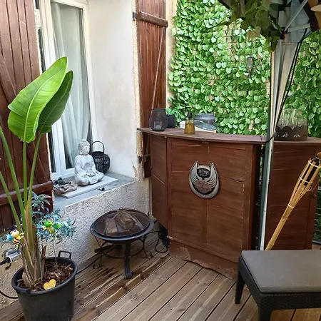 펜션 La Maison Des Orchidees 보베르